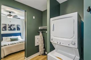 Luxury Apt. in Downtown Wichita Hyde Park Flats - 6