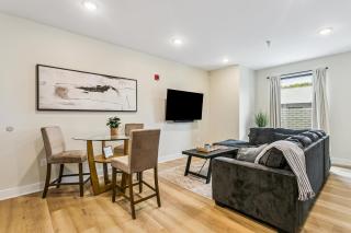 Luxury Apt. in Downtown Wichita Hyde Park Flats - 3