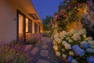 Huayutang Bloom Homestay Universal Beijing Resort - 9