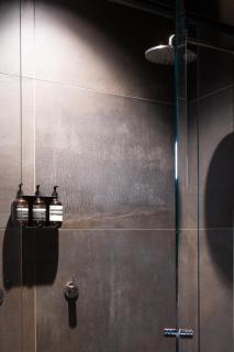 Allure 43 - 1