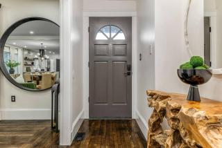 Luxury Designer Suite 2BR• Boston • Garage - 9