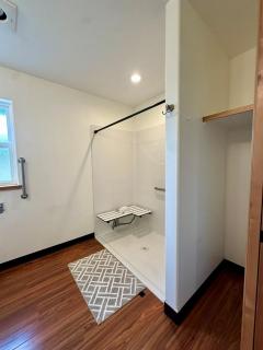ElkLandia Home & Suite - Sleeps up to 18 - 2
