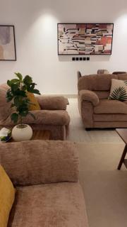 Apartment 3 bedrooms - - 0