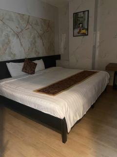 Hoang Gia Hotel - 8