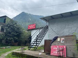 Snowmoon Cafe and Resort - 6