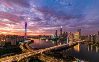 U Feel 180 Degrees Panoramic Sky View Hotel - 1