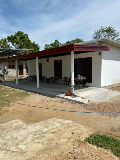The Golden Fields Guest House - 9