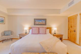 Spring Creek Corner Condo by Canadian Rockies Vacation Rentals - 3