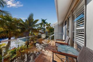 7 Pelican Beach Resort - 5