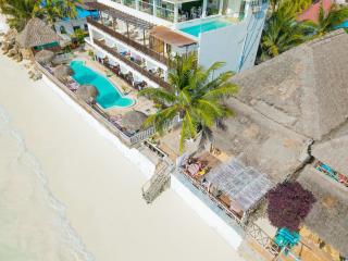 ZAN Beach House All Inclusive - 8