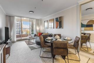 Luxurious Harbour View Apartment in Downtown - 7