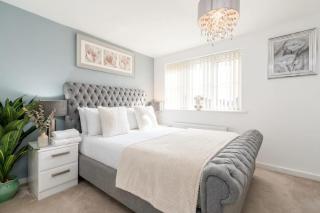 Charming 3 Bedroom Home with Garden near Doncaster - 8