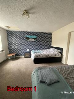 Super deluxe extra large 3 bedroom apartment - 5