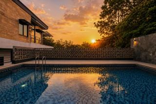 Urbanview Villa Omah Obah Dago Bandung - 3