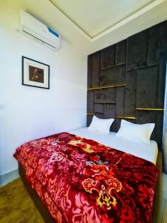 Executive 1Bedroom Jahi Apex - 1