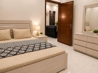 Bahria House - 9