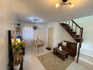 Entire Two-bedroom Camella Baia Townhouse - Bay, Laguna - 0