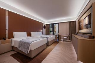 Sanya Romance Park Resort Duty-Free City Orange Crystal - 3