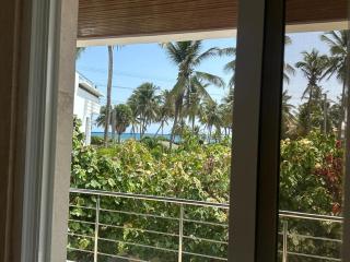 Kite Beach Villa 4 Beach views hotel type service - 1