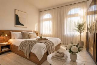 Parliament Area 1-Bedroom with Private Balcony - 0