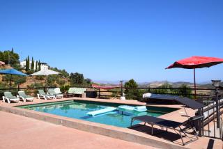 Idyllic Andalusian villa with private pool & stunning views - 1