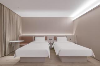 Hanting Hotel Shanghai International Tourism and Resorts Zone Luda Road - 3