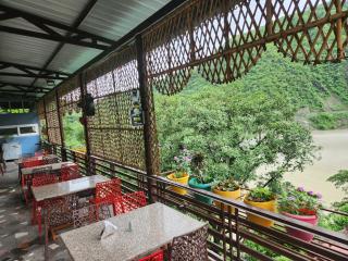 Lucky Happy Family Resort - 3