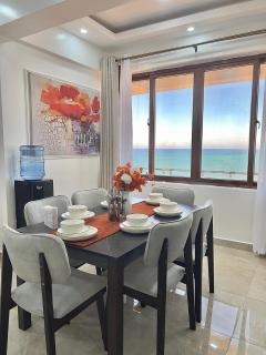 Panoramic Sea view Penthouse AirCon Pool, Gym, Beach - 2