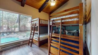 Mammoth Estates Deluxe 2 Bedroom Condos - 1