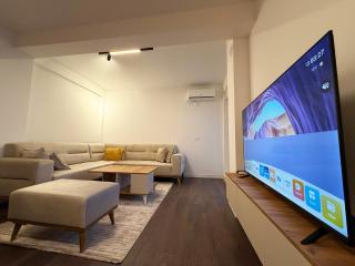 New & Modern Apartment in the City Center - 9