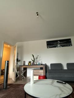 Eigenes Zimmer in einer geteilten Wohnung - 2