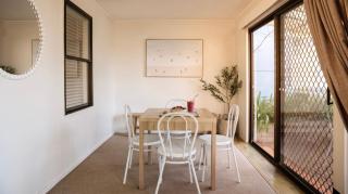 Clarence Court ON THE Beach - Pet-Friendly Beach House Opposite Main Beach - Holiday Yamba - 7
