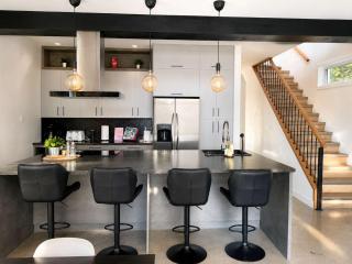 Lakefront & Stunning Views - Les 3 Soeurs - 7