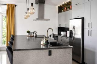 Lakefront & Stunning Views - Les 3 Soeurs - 5