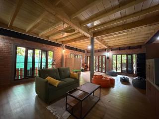 Jungle house at Yanui beach in Rawai - 8