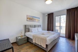 Spinola Seafront Deluxe - 1
