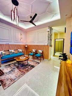 Alpine Ember - A Luxury Escape in Doon Valley - 0