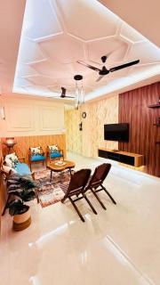 Alpine Ember - A Luxury Escape in Doon Valley - 7