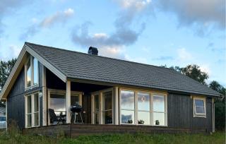 3 Bedroom Lovely Home In Hol - 4