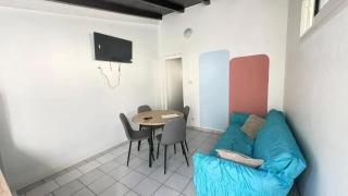 Appartement Les Abymes 28 m², jardin - 1
