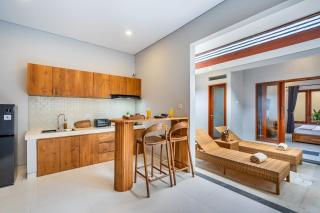 Amerta Yora 2 Bedroom Private Pool Villa Near Kedungu Beach - 3