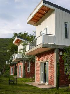 Himkosi Farm & Resort by the River, Almoda - 2