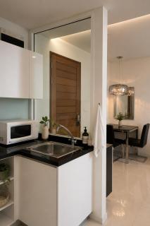 Spacious Sukhumvit Condo near EmQuartier - 4