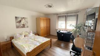 Komplette Wohnung im schönen Weserbergland / Heyen - 7