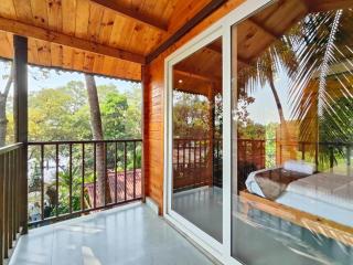 Tranquill Riverside Luxury Cottages - 2