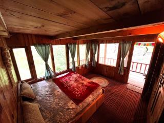 Zevibes Riverside Wood and Stone Villa - 3