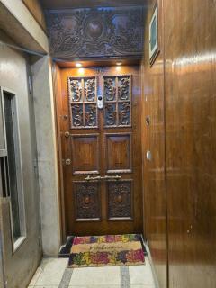 Royal sapphire suit side sea view - 4