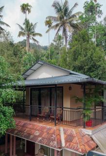 Fab Valley Home Stay - 8