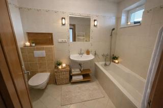 Sky View Family Apartment for 6 - Free Parking - 1