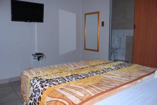 Thully Teams Guest House - 0